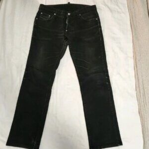 $900 DSquared Black Distressed Style Jeans